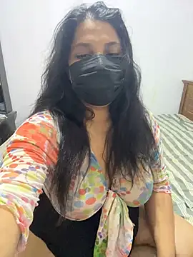 Snapshot of NOORA-GIRL chatting on June 7, 2:37 am NOORA-GIRL online show from June 7, 2:37 am