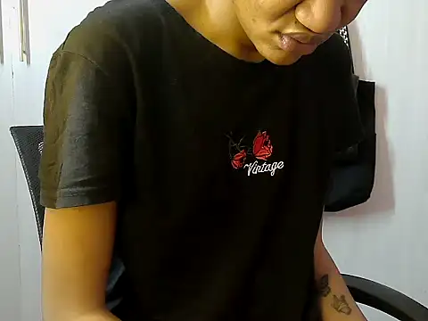 Destiny Desire online show from September 29, 9:47 am