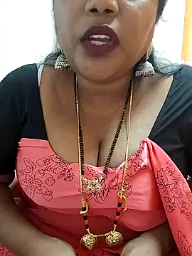 Snapshot of Swapna_143 chatting on December 13, 5:38 am Swapna 143 online show from December 13, 5:38 am