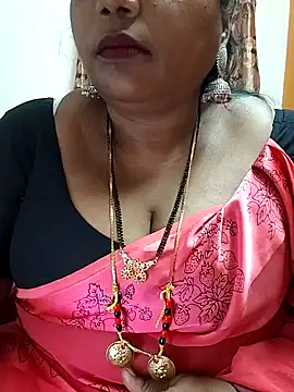 Snapshot of Swapna_143 chatting on December 13, 4:49 pm Swapna 143 online show from December 13, 4:49 pm