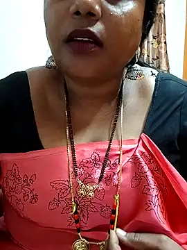 Snapshot of Swapna_143 chatting on December 23, 4:39 pm Swapna 143 online show from December 23, 4:39 pm