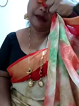 Snapshot of Swapna_143 chatting on December 31, 2:51 am Swapna 143 online show from December 31, 2:51 am