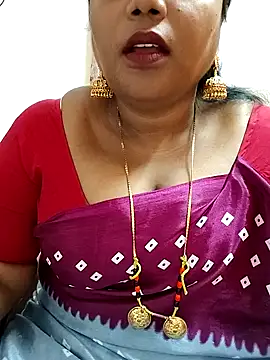 Snapshot of Swapna_143 chatting on February 3, 2:36 am Swapna 143 online show from February 3, 2:36 am