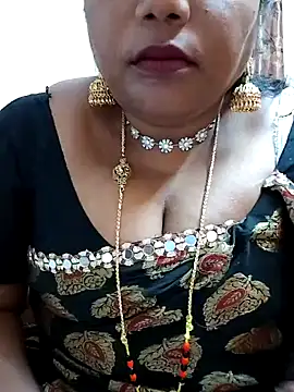 Snapshot of Swapna_143 chatting on February 5, 4:47 pm Swapna 143 online show from February 5, 4:47 pm