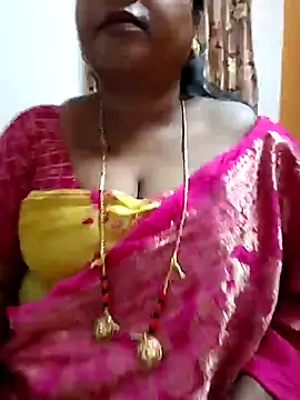 Snapshot of Swapna_143 chatting on March 2, 4:53 pm Swapna 143 online show from March 2, 4:53 pm