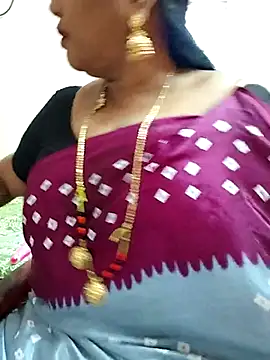 Snapshot of Swapna_143 chatting on March 3, 2:47 am Swapna 143 online show from March 3, 2:47 am