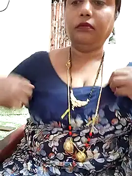 Snapshot of Swapna_143 chatting on March 8, 3:17 am Swapna 143 online show from March 8, 3:17 am