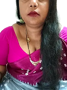 Snapshot of Swapna_143 chatting on March 10, 3:45 am Swapna 143 online show from March 10, 3:45 am