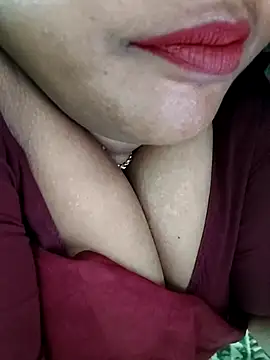 Snapshot of Swapna_143 chatting on September 10, 5:07 am Swapna 143 online show from September 10, 5:07 am