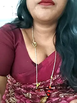 Snapshot of Swapna_143 chatting on September 15, 4:45 am Swapna 143 online show from September 15, 4:45 am