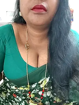 Snapshot of Swapna_143 chatting on October 22, 2:56 am Swapna 143 online show from October 22, 2:56 am