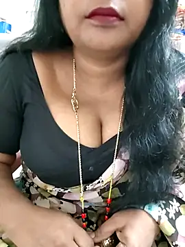 Snapshot of Swapna_143 chatting on October 27, 2:48 am Swapna 143 online show from October 27, 2:48 am