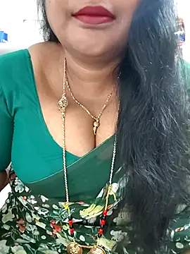 Snapshot of Swapna_143 chatting on November 6, 2:45 am Swapna 143 online show from November 6, 2:45 am