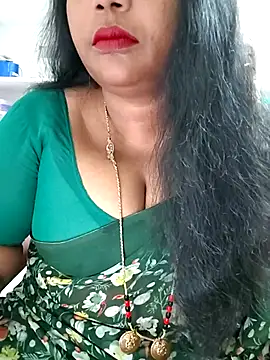 Snapshot of Swapna_143 chatting on November 15, 2:53 am Swapna 143 online show from November 15, 2:53 am