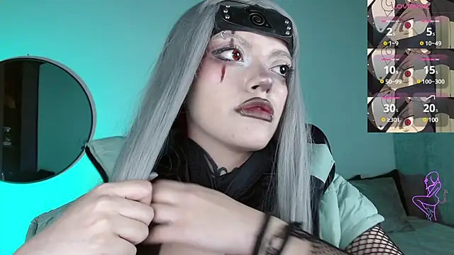 Snapshot of LilithMadness chatting on January 12, 4:21 am LilithMadness online show from January 12, 4:21 am