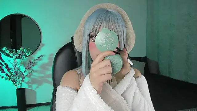 Snapshot of LilithMadness chatting on September 27, 3:44 am LilithMadness online show from September 27, 3:44 am