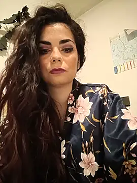 Saturnia Yvonne online show from December 2, 5:59 pm