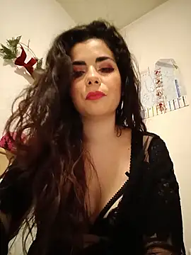 Saturnia Yvonne online show from February 5, 6:37 pm