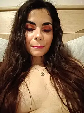 Saturnia Yvonne online show from February 7, 4:35 pm