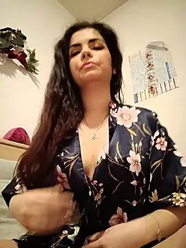 Saturnia Yvonne online show from February 20, 4:57 pm
