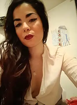 Saturnia Yvonne online show from February 27, 6:42 pm