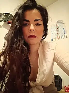 Saturnia Yvonne online show from February 27, 10:31 pm
