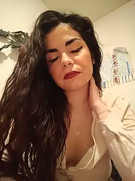 Saturnia Yvonne online show from February 28, 6:41 pm