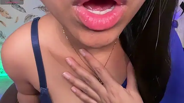 Snapshot of ridhima_ranii chatting on September 26, 5:39 pm ridhima ranii online show from September 26, 5:39 pm