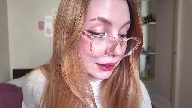 HoneyAudrey online show from January 17, 3:33 am