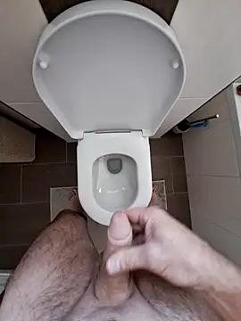 Snapshot of oldermanforwomen chatting on December 23, 9:29 am oldermanforwomen online show from December 23, 9:29 am