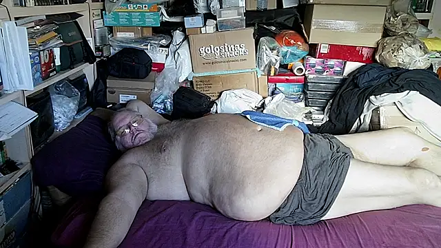 hadeszeuss2 online show from November 14, 3:11 pm