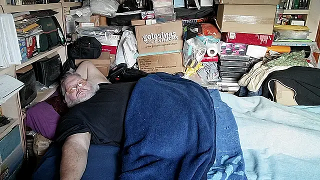 hadeszeuss2 online show from January 13, 3:17 pm