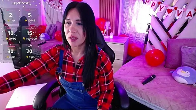 Camille jhonson online show from February 13, 10:00 am