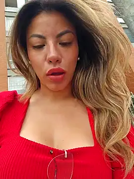 Karen San Miguel online show from November 5, 6:30 pm