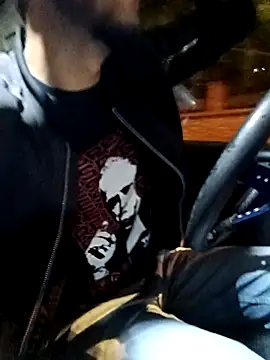 Snapshot of mosmar_20 chatting on December 10, 10:06 am mosmar 20 online show from December 10, 10:06 am