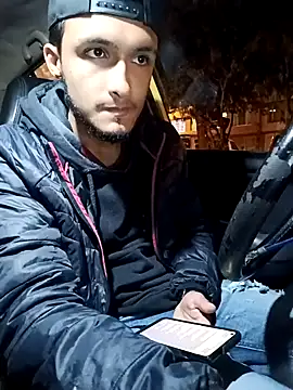 Snapshot of mosmar_20 chatting on December 15, 2:30 am mosmar 20 online show from December 15, 2:30 am