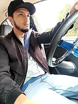 Snapshot of mosmar_20 chatting on December 23, 6:27 pm mosmar 20 online show from December 23, 6:27 pm