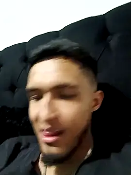 Snapshot of mosmar_20 chatting on March 8, 1:17 am mosmar 20 online show from March 8, 1:17 am