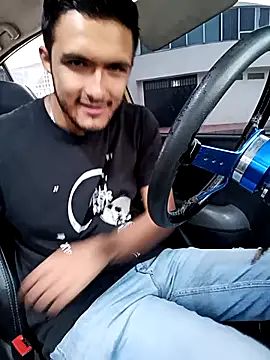 Snapshot of mosmar_20 chatting on October 30, 10:32 pm mosmar 20 online show from October 30, 10:32 pm