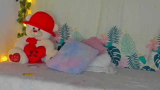 Snapshot of Dear_anne chatting on February 21, 5:13 am Dear anne online show from February 21, 5:13 am