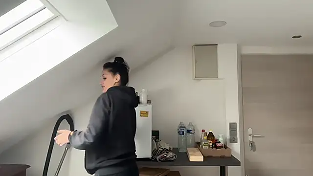 Snapshot of JeSuisUnTapin chatting on October 24, 11:06 am JeSuisUnTapin online show from October 24, 11:06 am