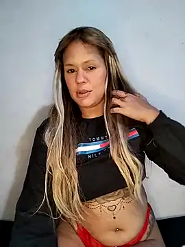 Snapshot of perolaar chatting on February 18, 12:04 am perolaar online show from February 18, 12:04 am