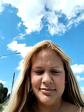 Snapshot of perolaar chatting on March 21, 4:17 am perolaar online show from March 21, 4:17 am