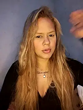 Snapshot of perolaar chatting on October 4, 5:05 am perolaar online show from October 4, 5:05 am