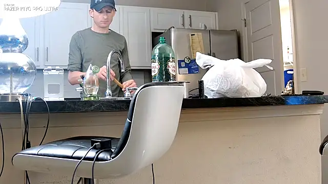 Dilldough405 online show from January 9, 1:30 am