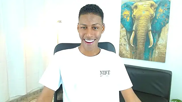 maiki18  online show from November 12, 8:52 pm