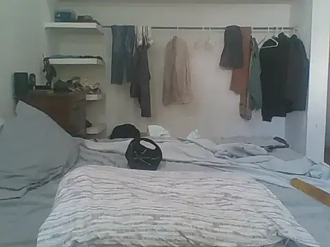 MrPatrick777 online show from December 3, 7:45 pm