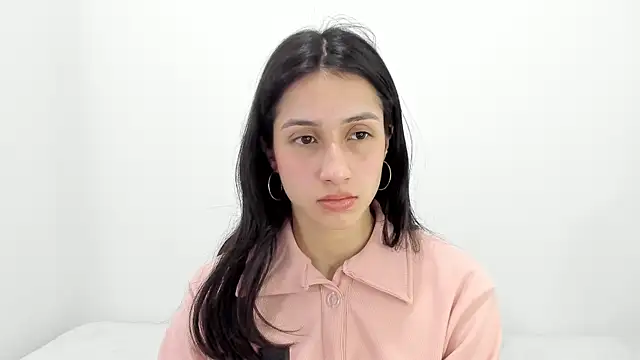 Snapshot of ericbana__ chatting on February 6, 6:18 am ericbana   online show from February 6, 6:18 am