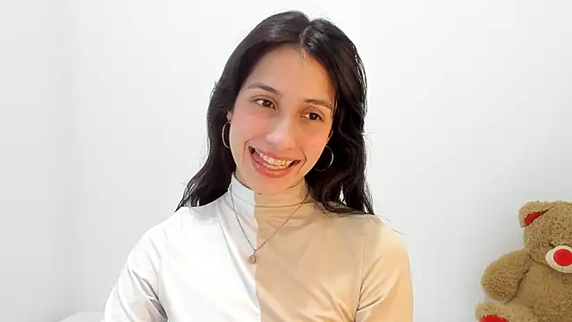 Snapshot of ericbana__ chatting on February 7, 3:45 am ericbana   online show from February 7, 3:45 am