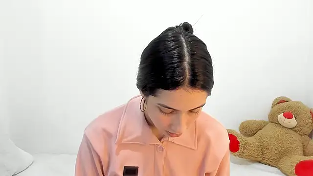 Snapshot of ericbana__ chatting on February 27, 3:58 am ericbana   online show from February 27, 3:58 am